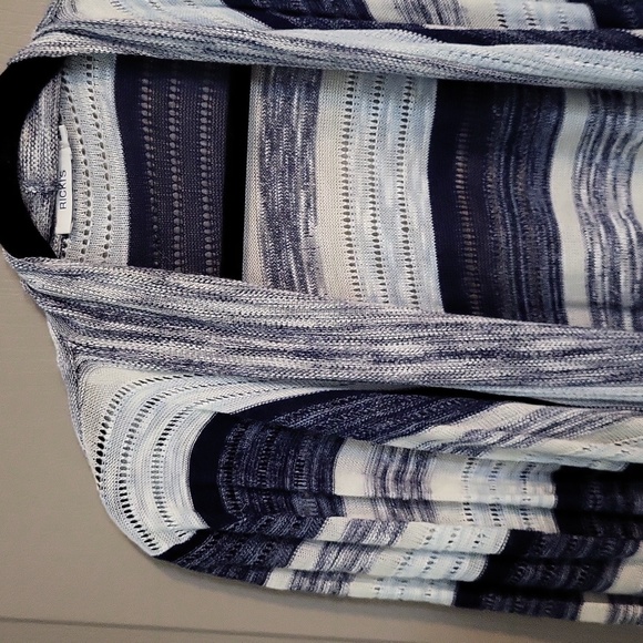 Cardigan - Picture 2 of 3